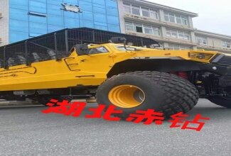EQ2050E 长头双排硬顶车型